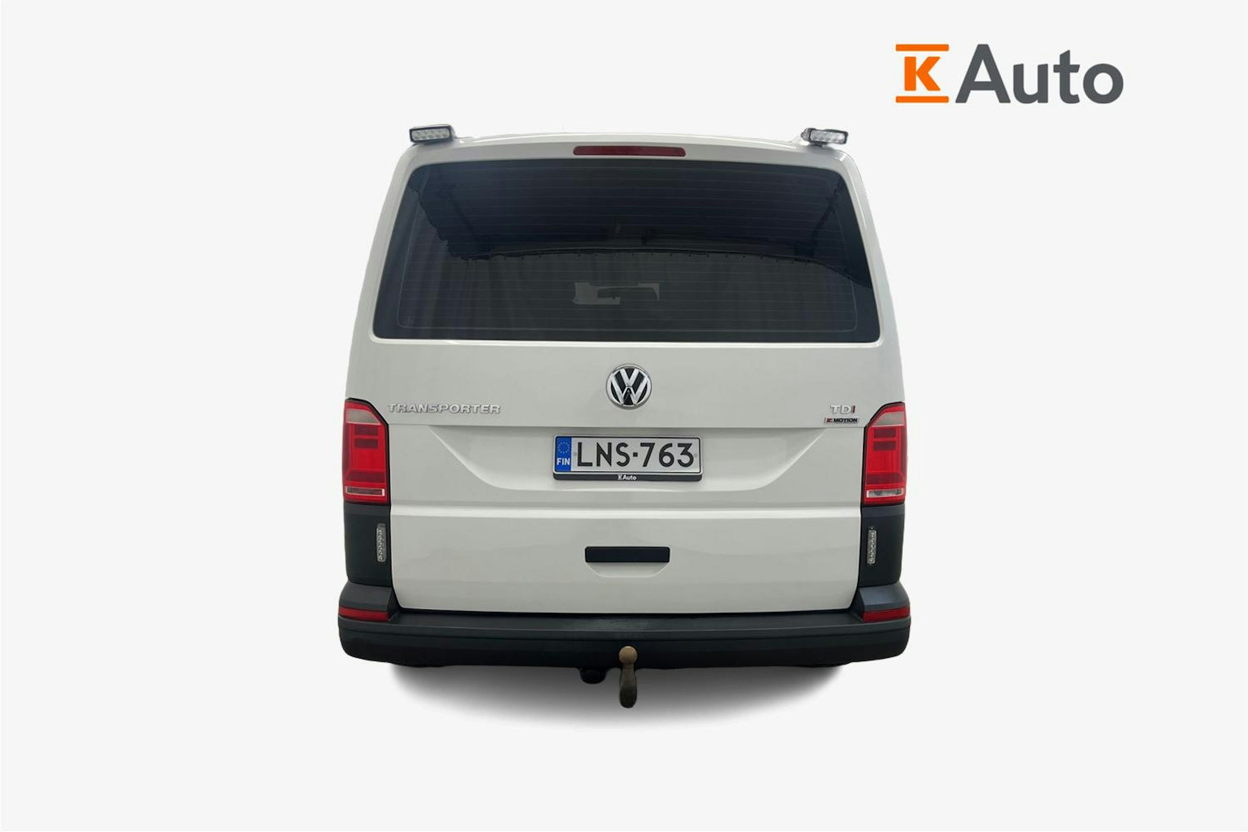 valkoinen Volkswagen Transporter 2017 kuva 3.