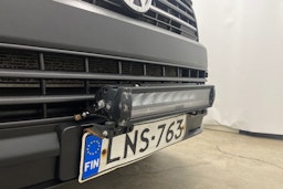valkoinen Volkswagen Transporter 2017 kuva 21.