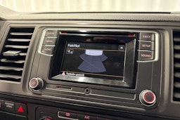 sininen Volkswagen Transporter 2018 kuva 21.