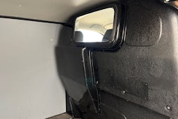 sininen Volkswagen Transporter 2018 kuva 24.
