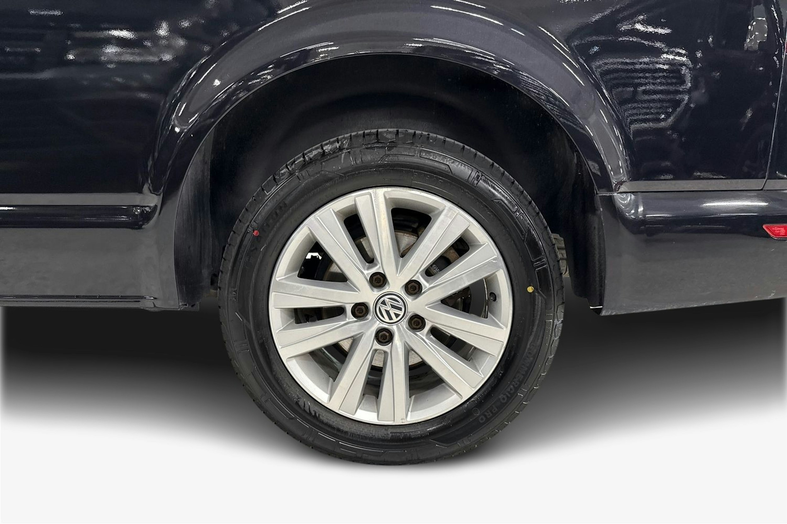 musta Volkswagen Transporter 2017 kuva 9.