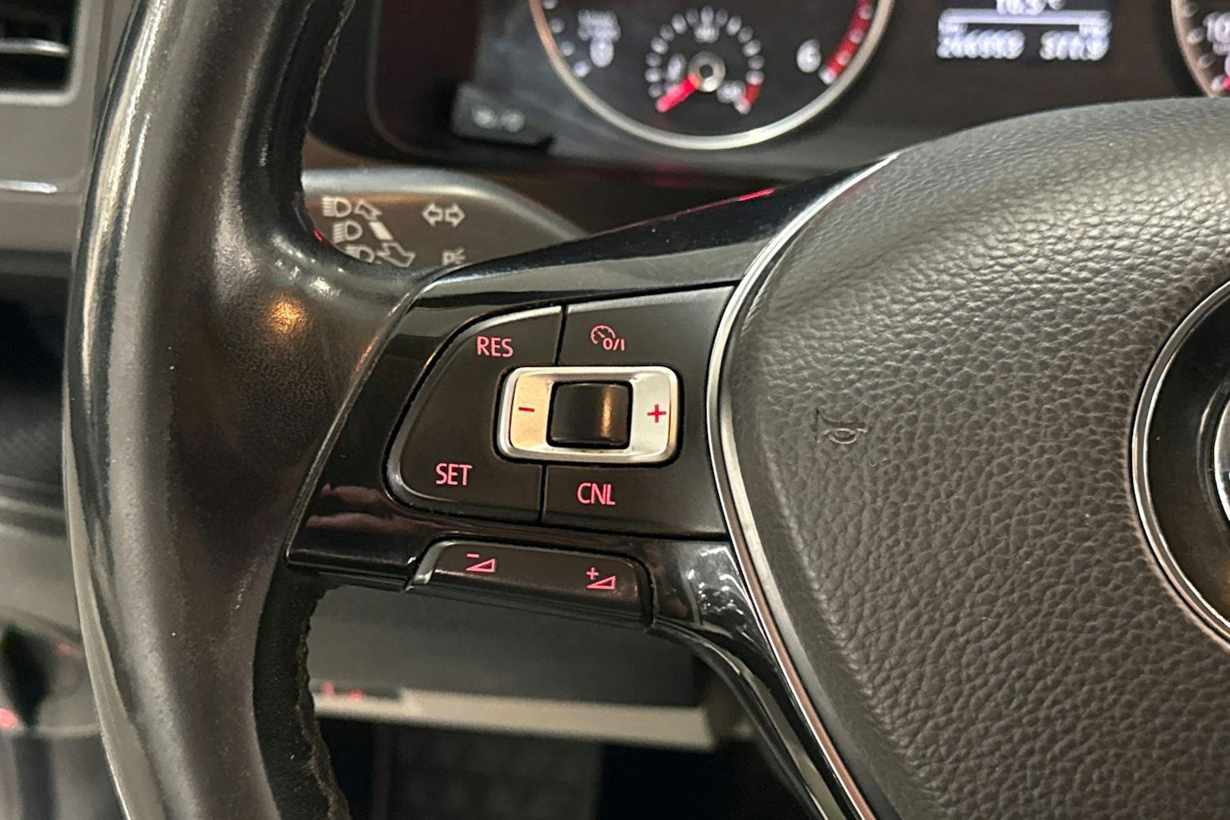 musta Volkswagen Transporter 2017 kuva 12.