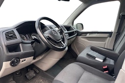 valkoinen Volkswagen Transporter 2017 kuva 3.