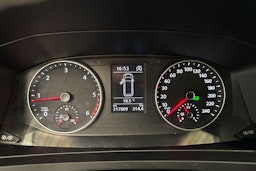 valkoinen Volkswagen Transporter 2018 kuva 7.