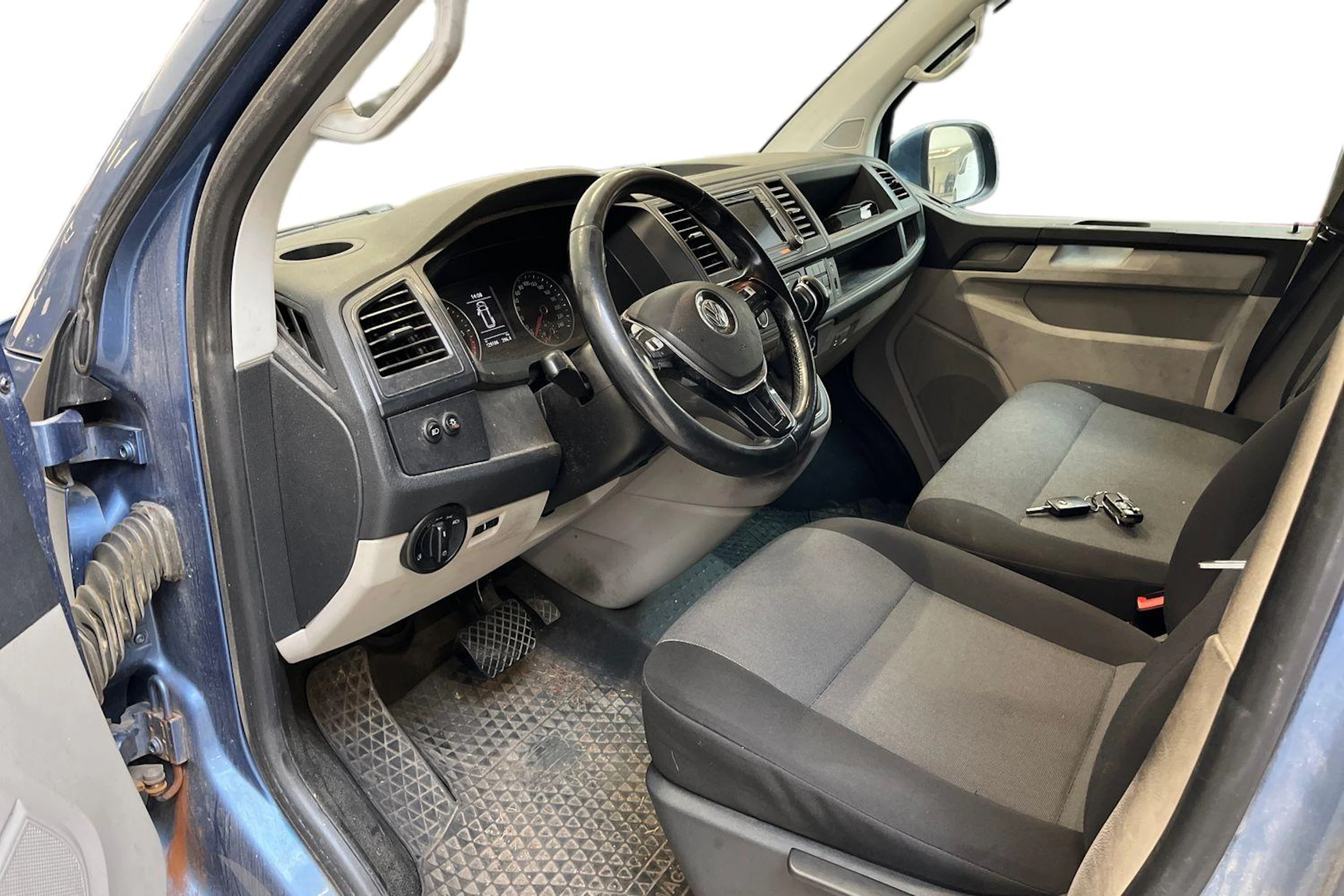 sininen Volkswagen Transporter 2017 kuva 3.