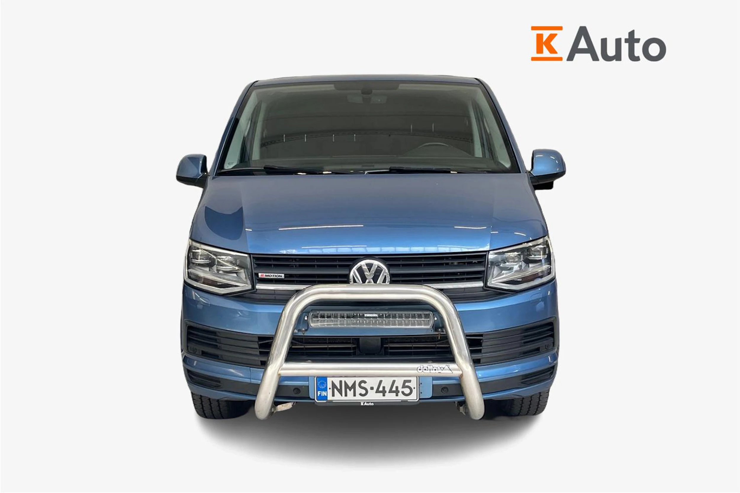 sininen Volkswagen Transporter 2017 kuva 5.