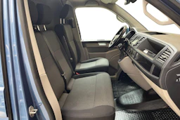 sininen Volkswagen Transporter 2017 kuva 11.