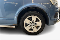 sininen Volkswagen Transporter 2017 kuva 12.