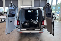 hopea Volkswagen Transporter 2017 kuva 18.