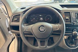 hopea Volkswagen Transporter 2017 kuva 23.