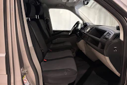 ruskea (beige) Volkswagen Transporter 2017 kuva 13.