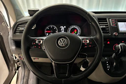 ruskea (beige) Volkswagen Transporter 2017 kuva 14.