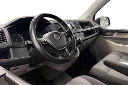 punainen Volkswagen Transporter 2017 kuva 3.