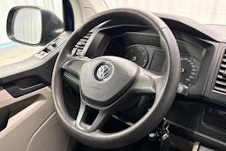 sininen Volkswagen Transporter 2017 kuva 13.