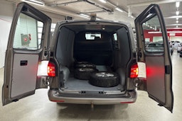 Ruskea (beige) Volkswagen TRANSPORTER 2017 kuva 18.