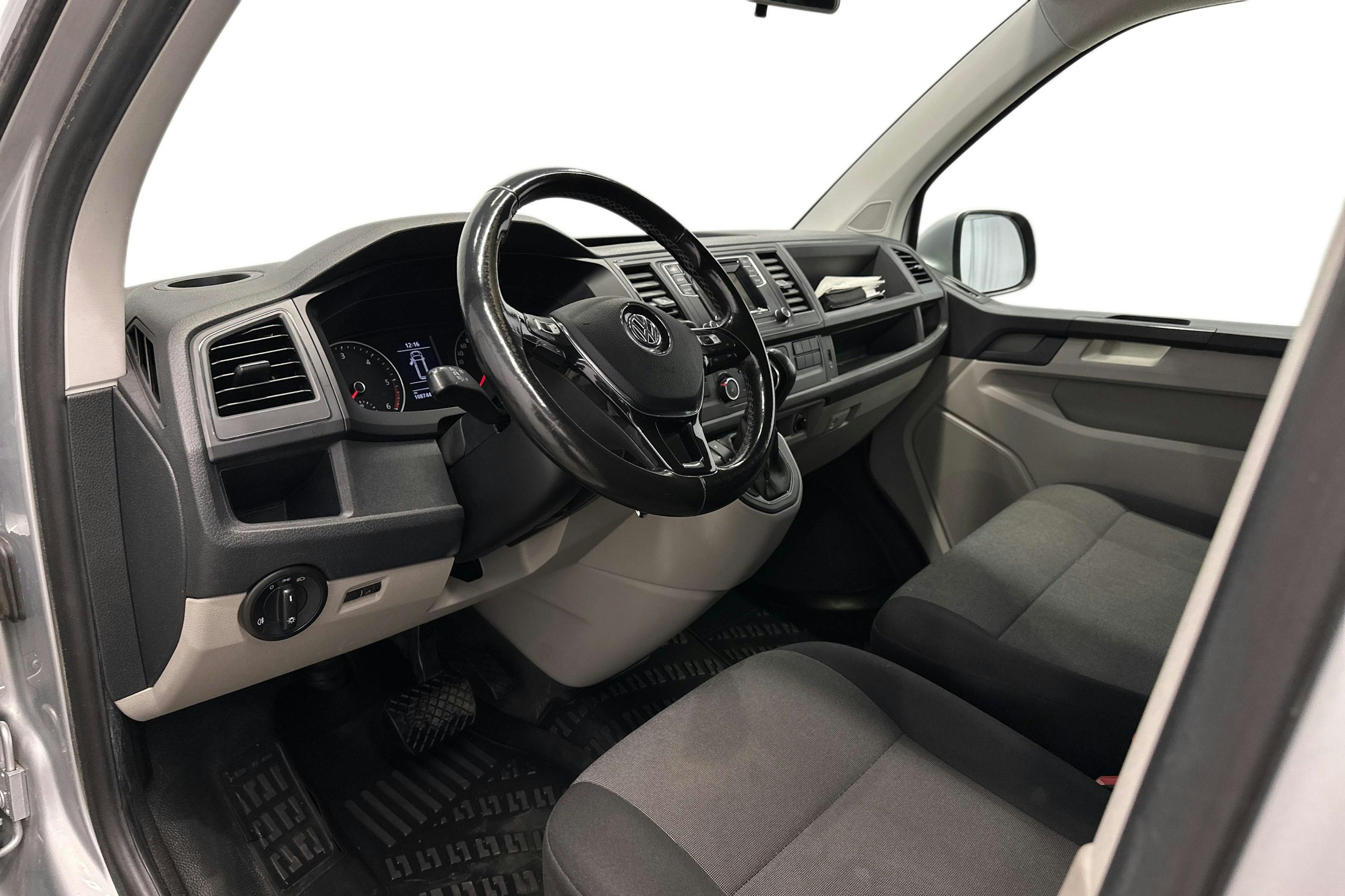 hopea Volkswagen Transporter 2017 kuva 6.