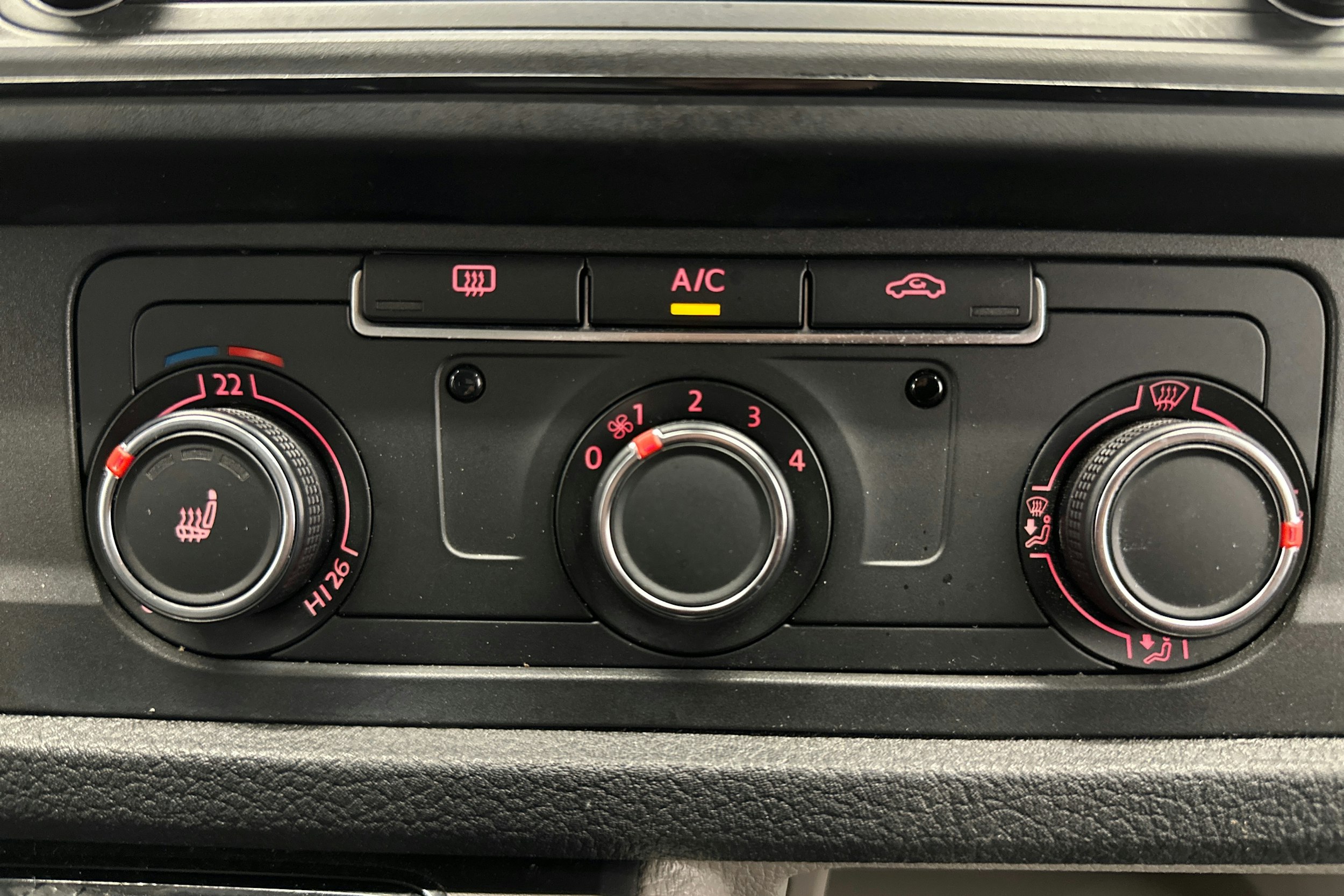hopea Volkswagen Transporter 2017 kuva 15.