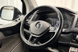 musta Volkswagen Transporter 2017 kuva 13.