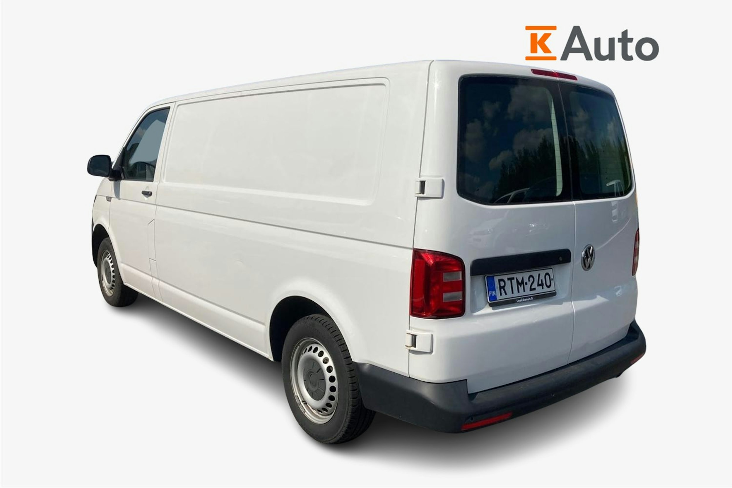 valkoinen Volkswagen Transporter 2017 kuva 2.