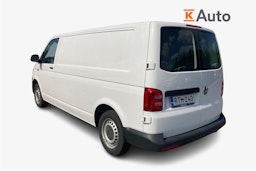 valkoinen Volkswagen Transporter 2017 kuva 2.