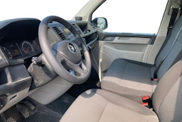 valkoinen Volkswagen Transporter 2017 kuva 3.