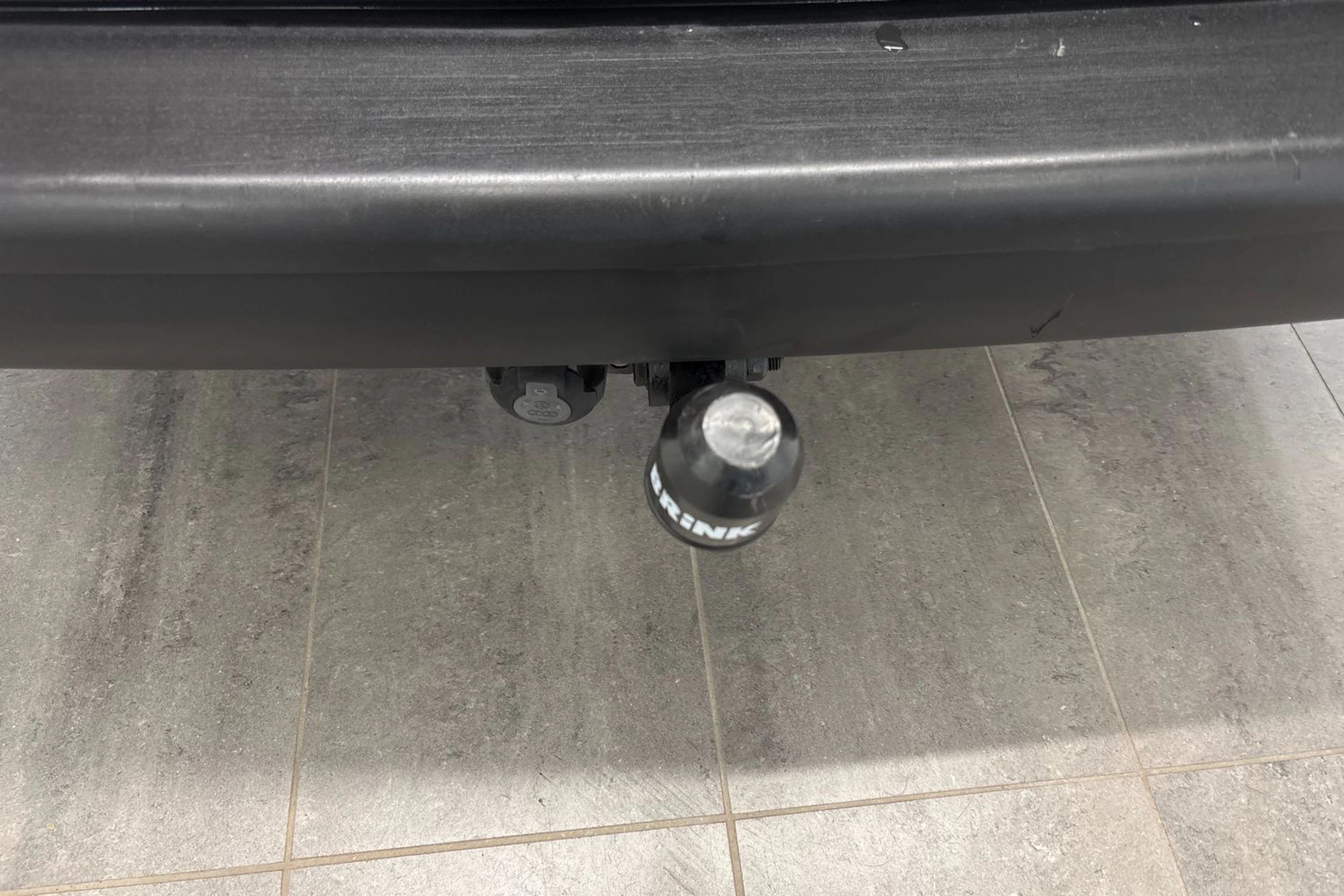 valkoinen Volkswagen Transporter 2017 kuva 17.