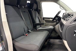 met. harmaa Volkswagen Transporter 2017 kuva 11.