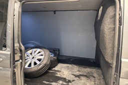 met. harmaa Volkswagen Transporter 2017 kuva 13.