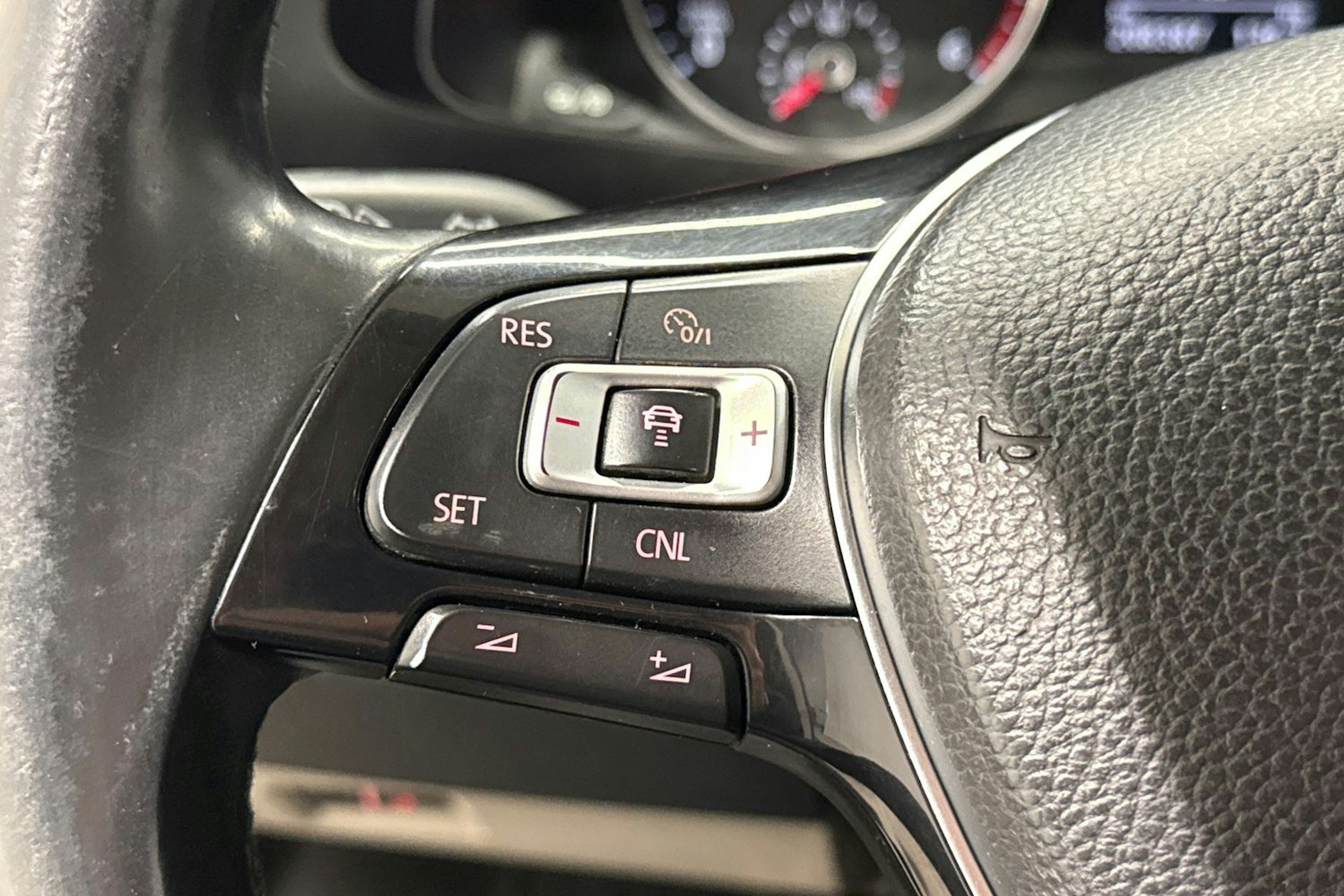 met. harmaa Volkswagen Transporter 2017 kuva 17.