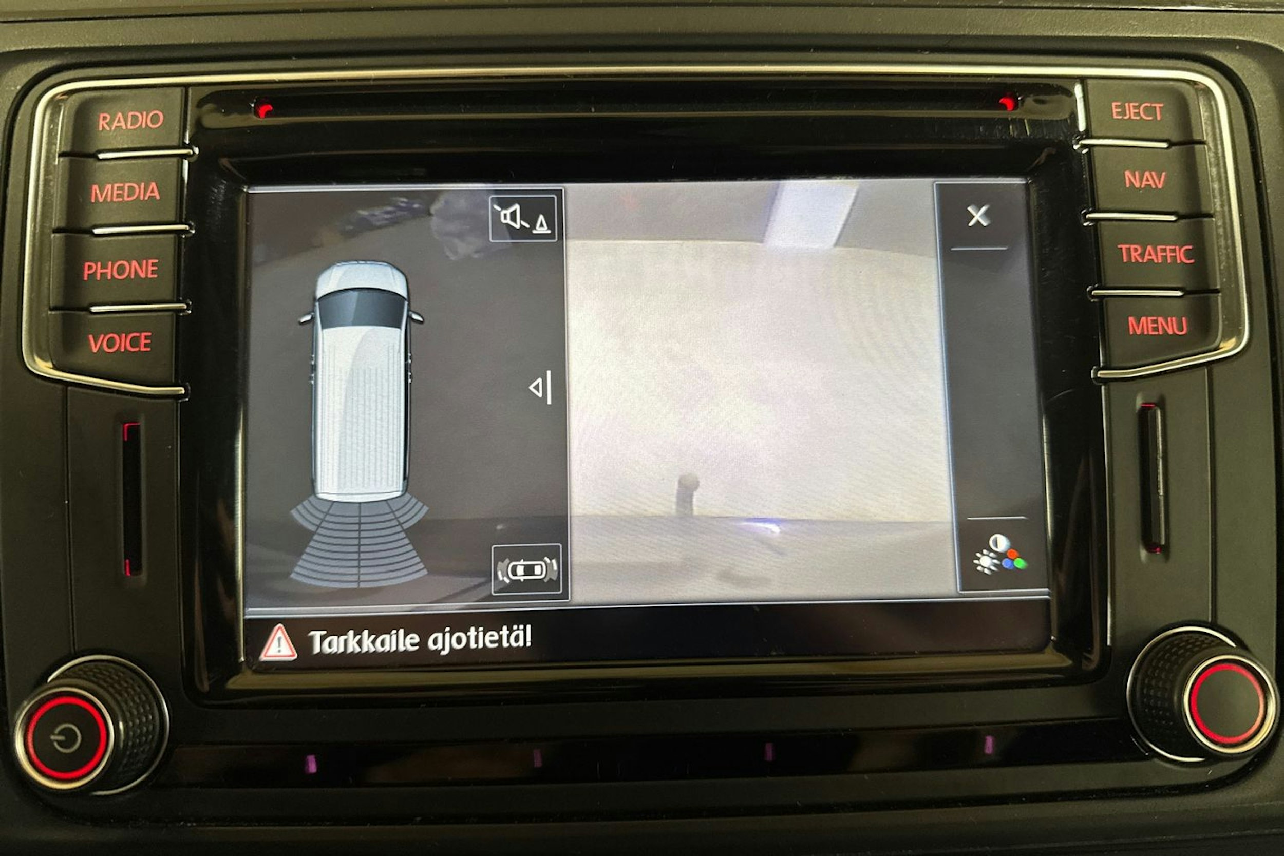 ruskea (beige) Volkswagen Transporter 2017 kuva 24.