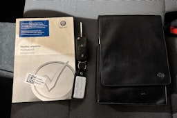 ruskea (beige) Volkswagen Transporter 2017 kuva 28.