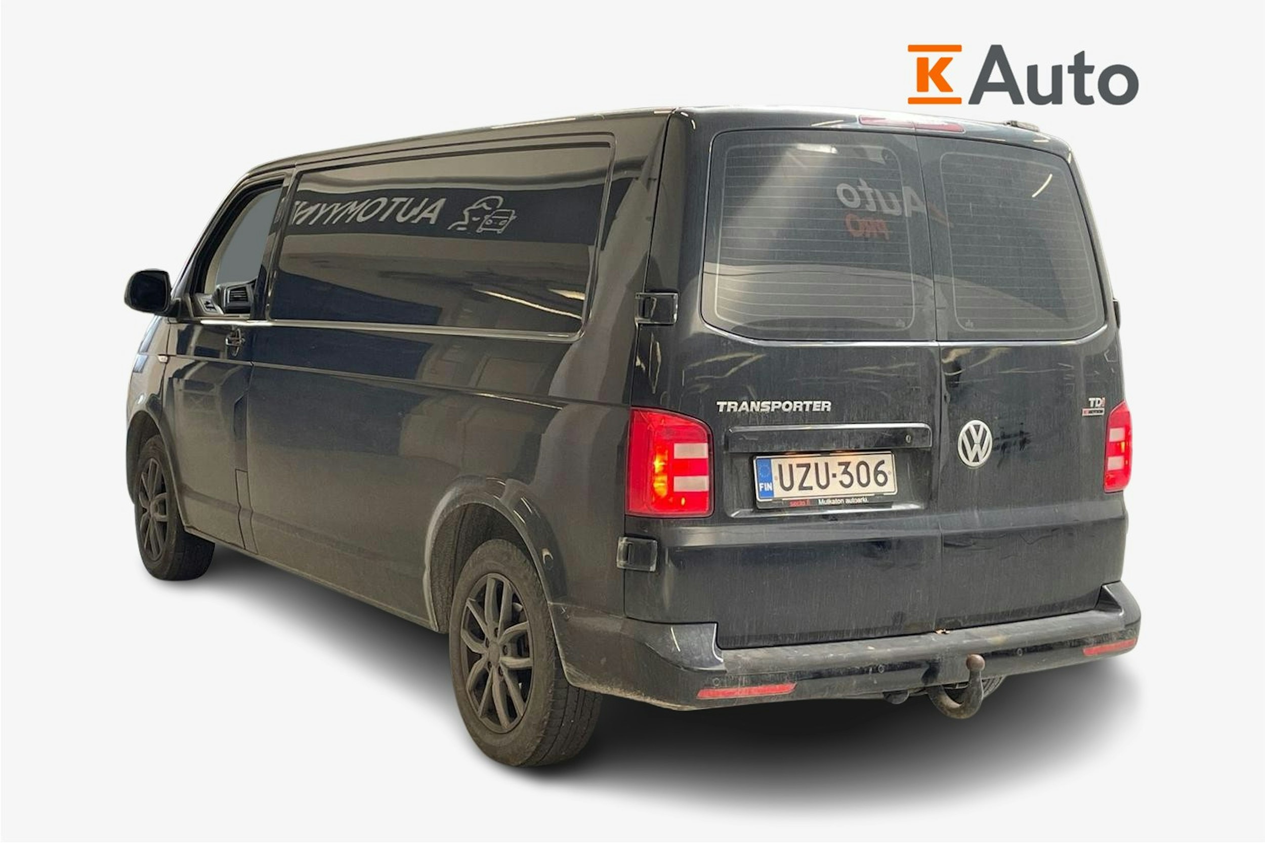 musta Volkswagen Transporter 2017 kuva 2.