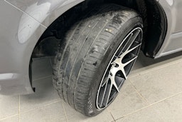 harmaa Volkswagen Transporter 2017 kuva 13.