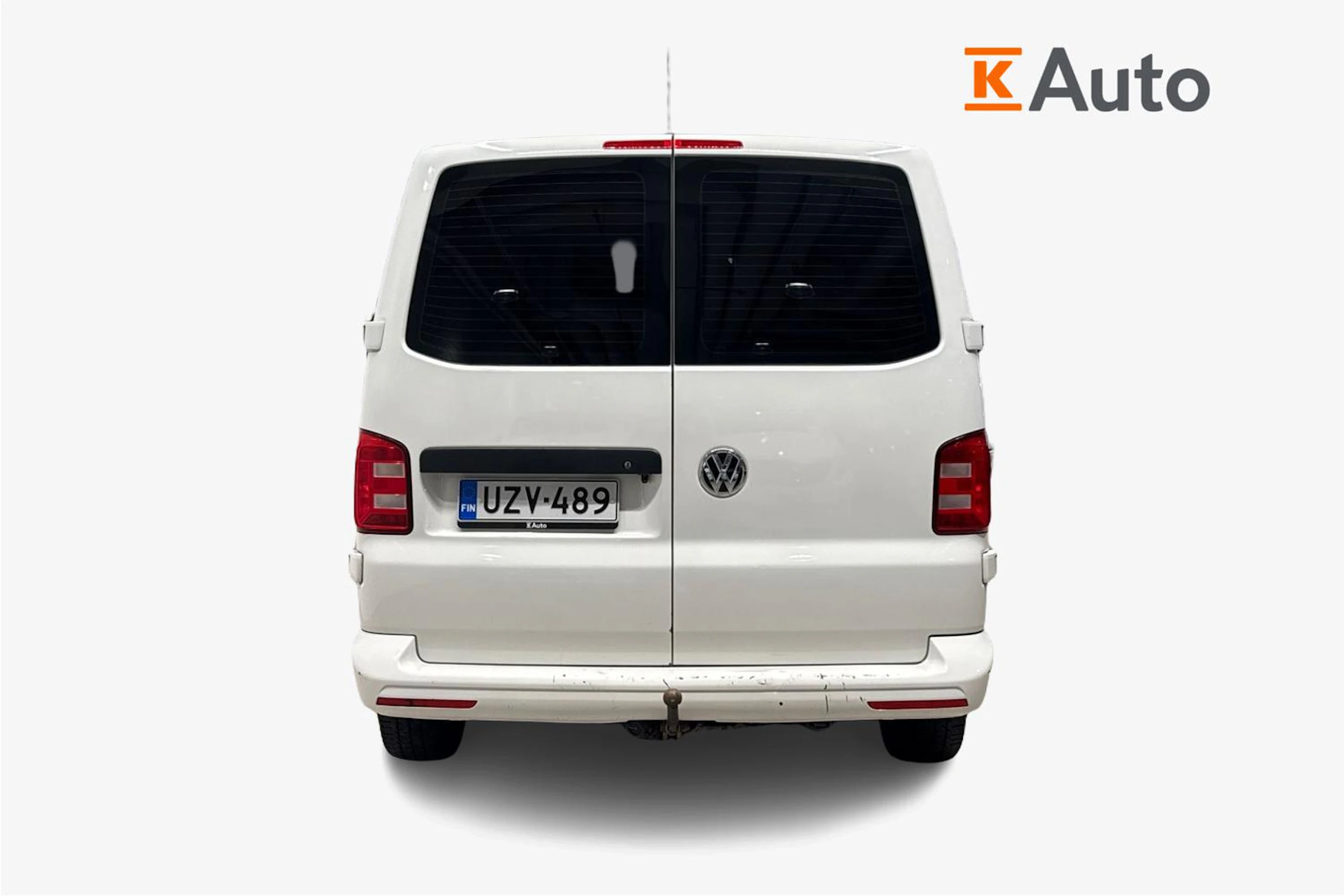 Valkoinen Volkswagen Transporter 2017 kuva 4.