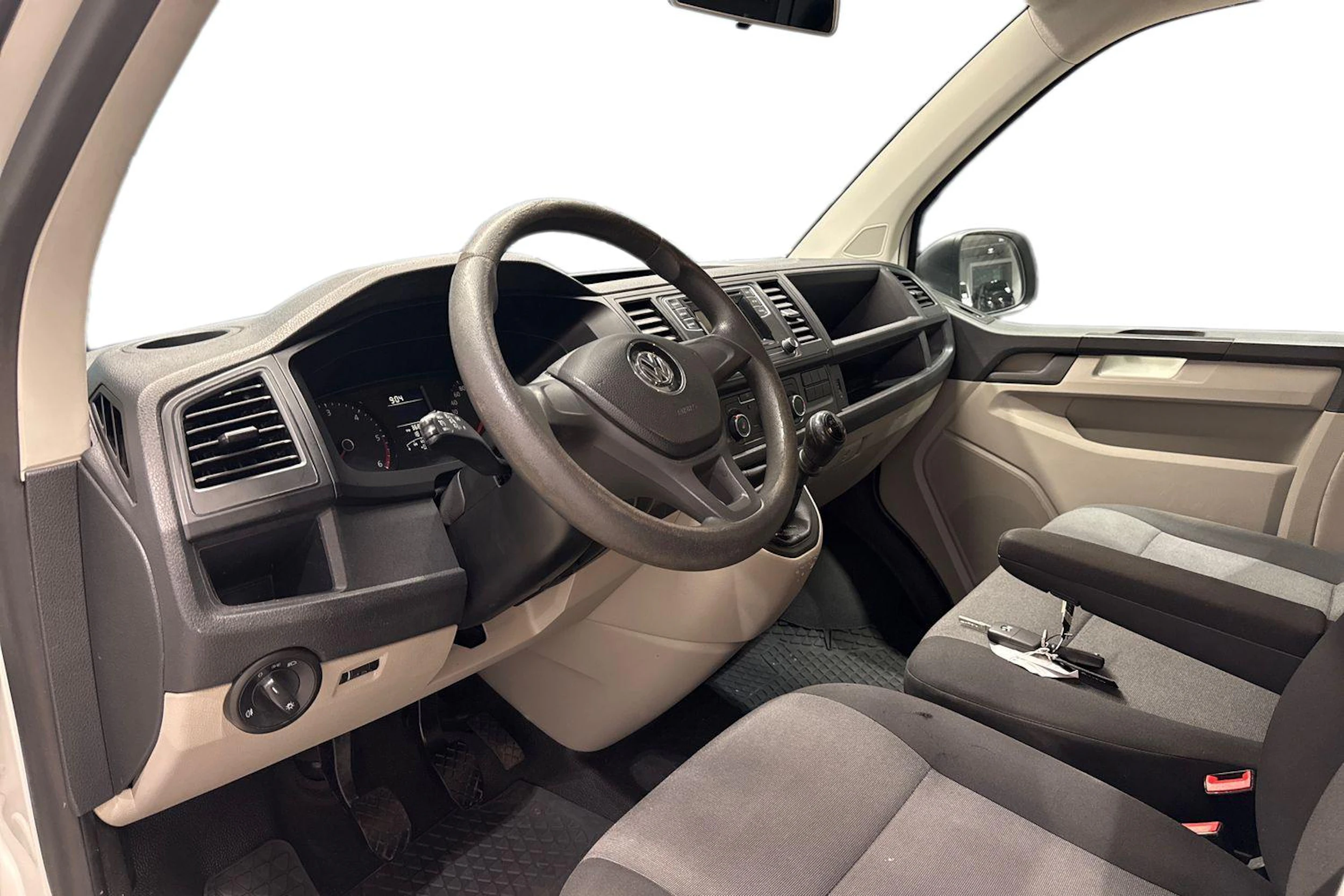Valkoinen Volkswagen Transporter 2017 kuva 8.