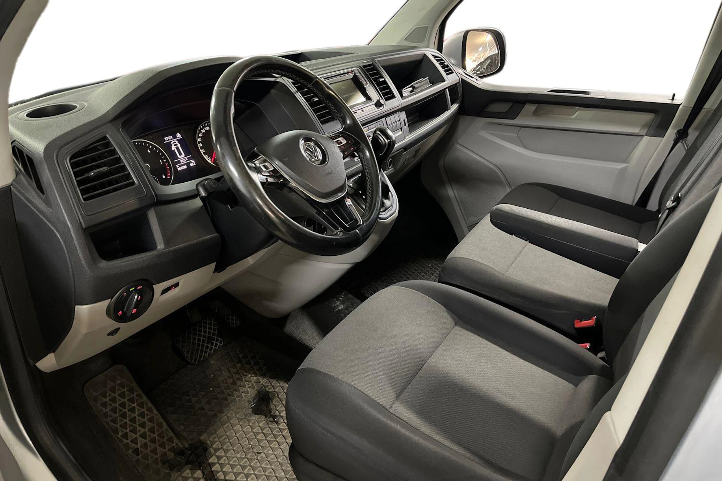 met. hopea Volkswagen Transporter 2017 kuva 3.
