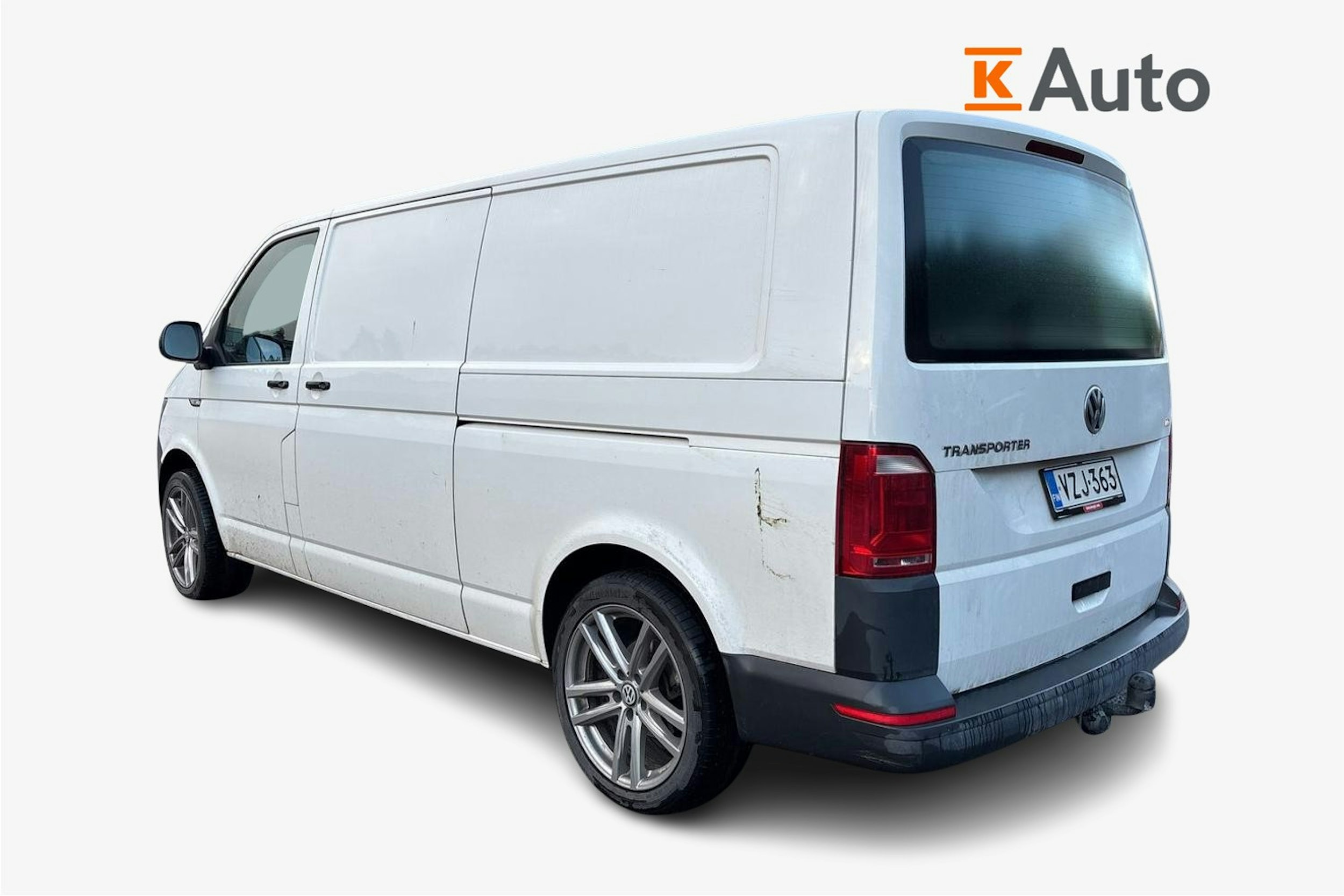 valkoinen Volkswagen Transporter 2017 kuva 2.