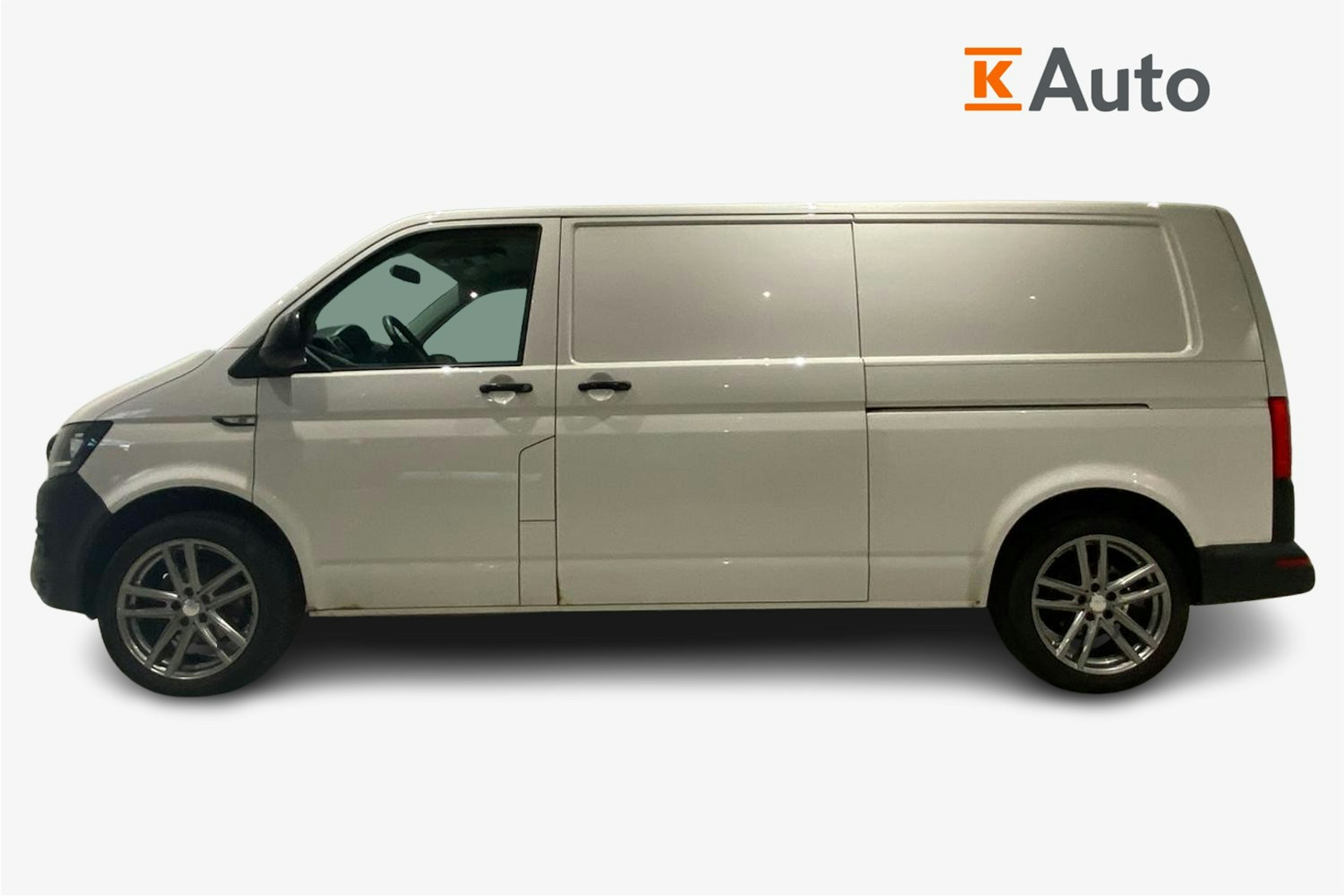 valkoinen Volkswagen Transporter 2017 kuva 6.