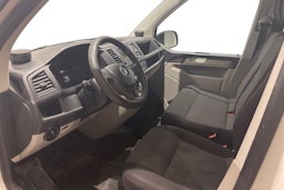 valkoinen Volkswagen Transporter 2017 kuva 7.