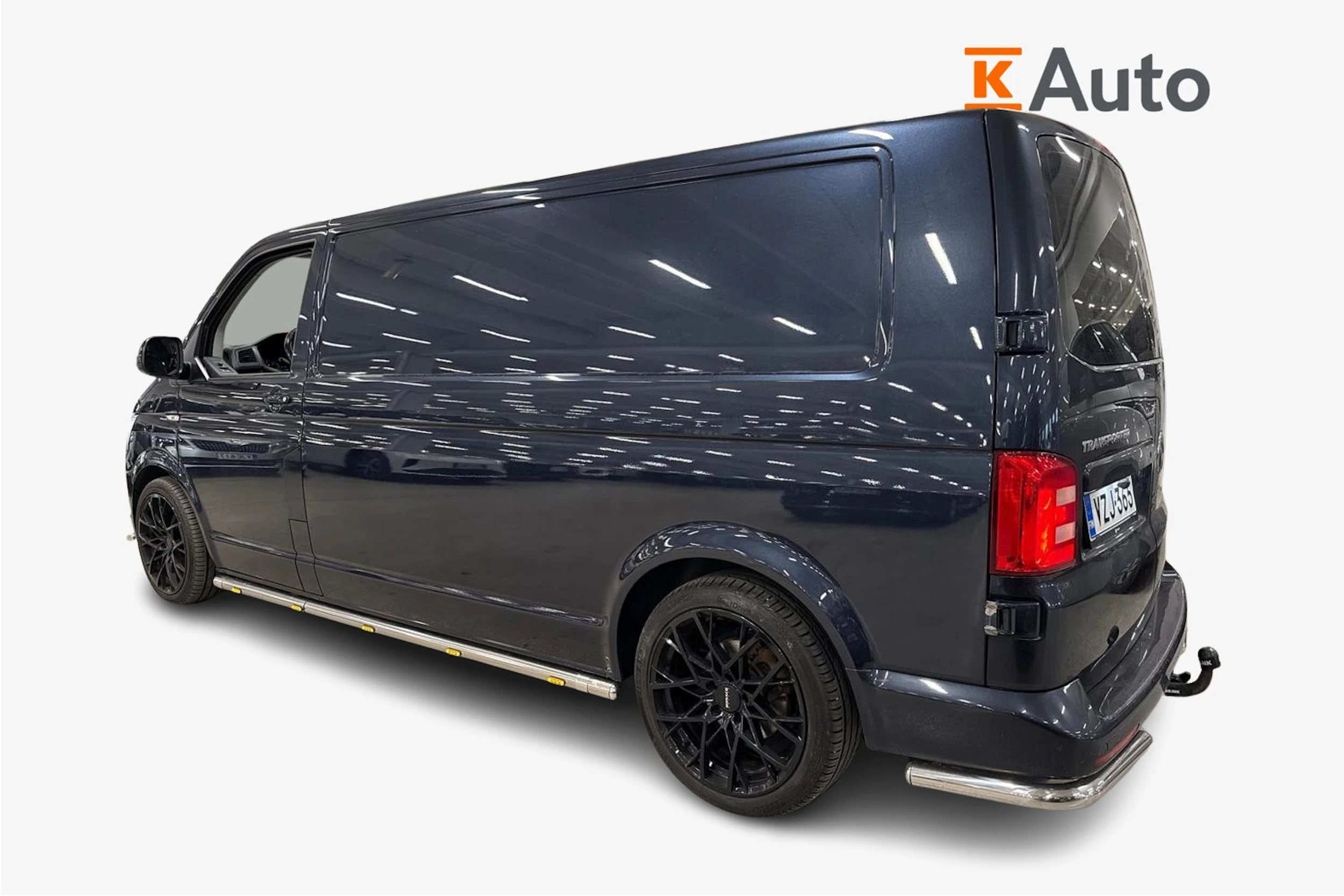 sininen Volkswagen Transporter 2017 kuva 2.
