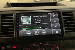 sininen Volkswagen Transporter 2017 kuva 18.