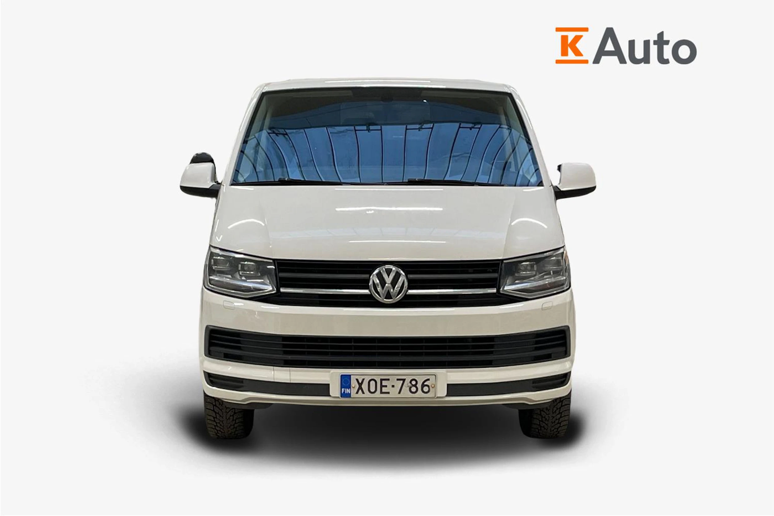 valkoinen Volkswagen Transporter 2017 kuva 4.