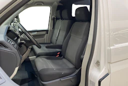 valkoinen Volkswagen Transporter 2017 kuva 6.