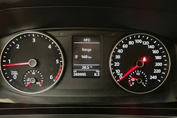 valkoinen Volkswagen Transporter 2017 kuva 16.