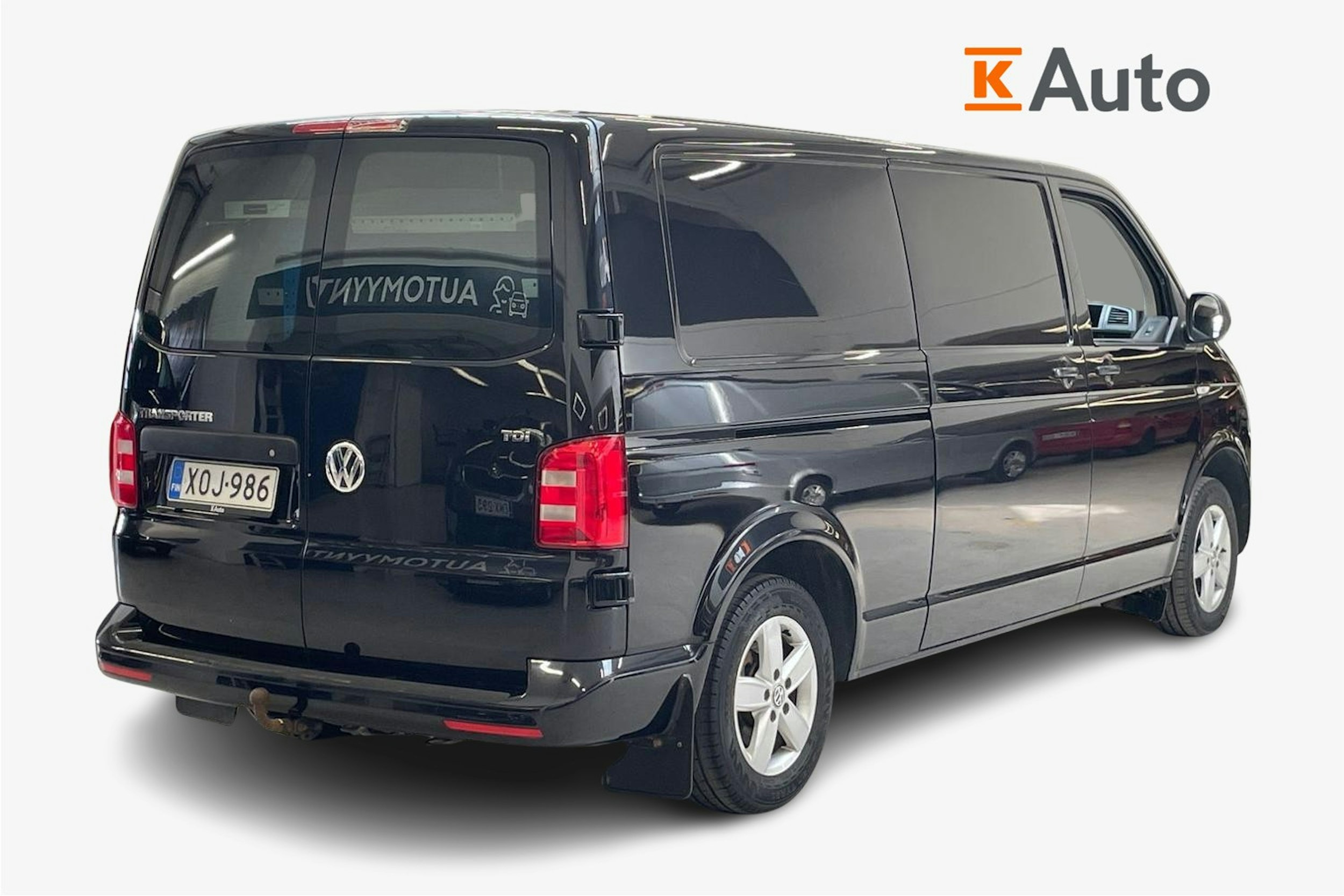 musta Volkswagen Transporter 2017 kuva 2.