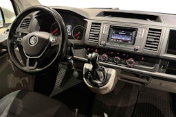 valkoinen Volkswagen Transporter 2018 kuva 7.