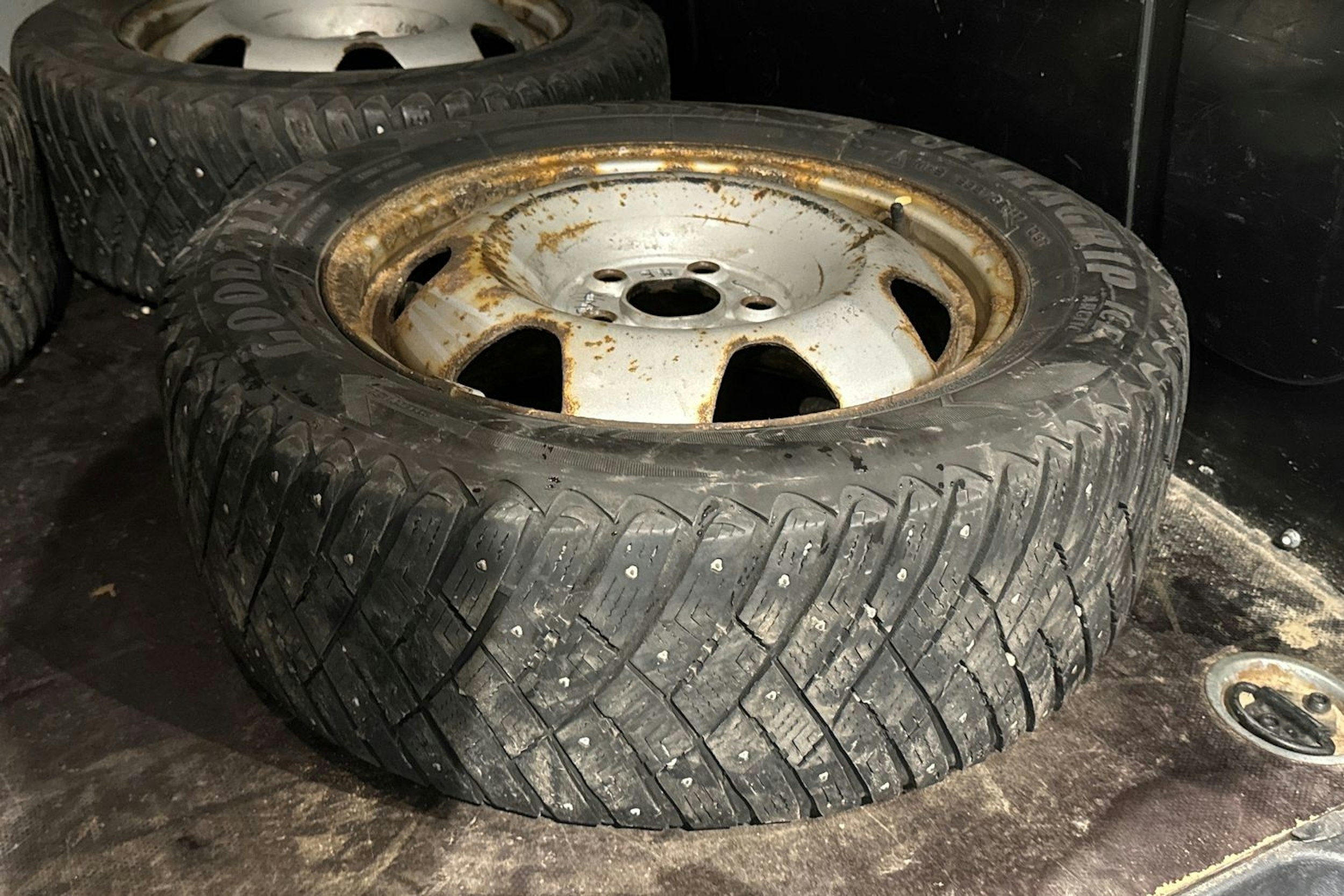 valkoinen Volkswagen Transporter 2018 kuva 9.