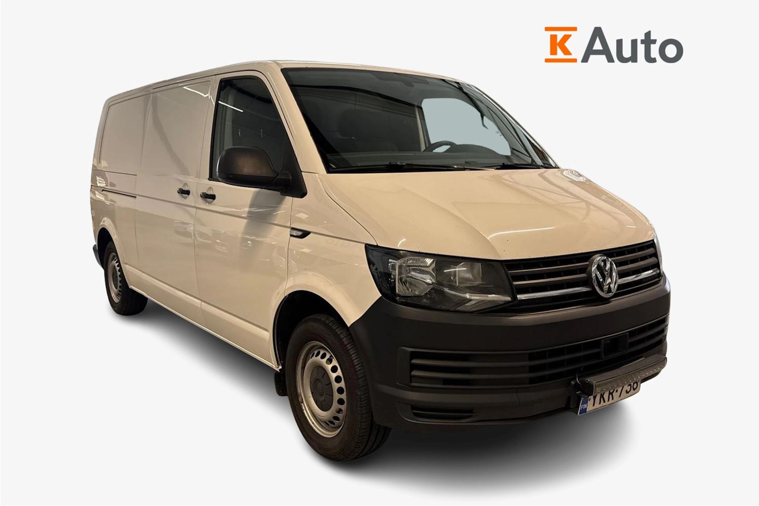 valkoinen Volkswagen Transporter 2017 kuva 1.