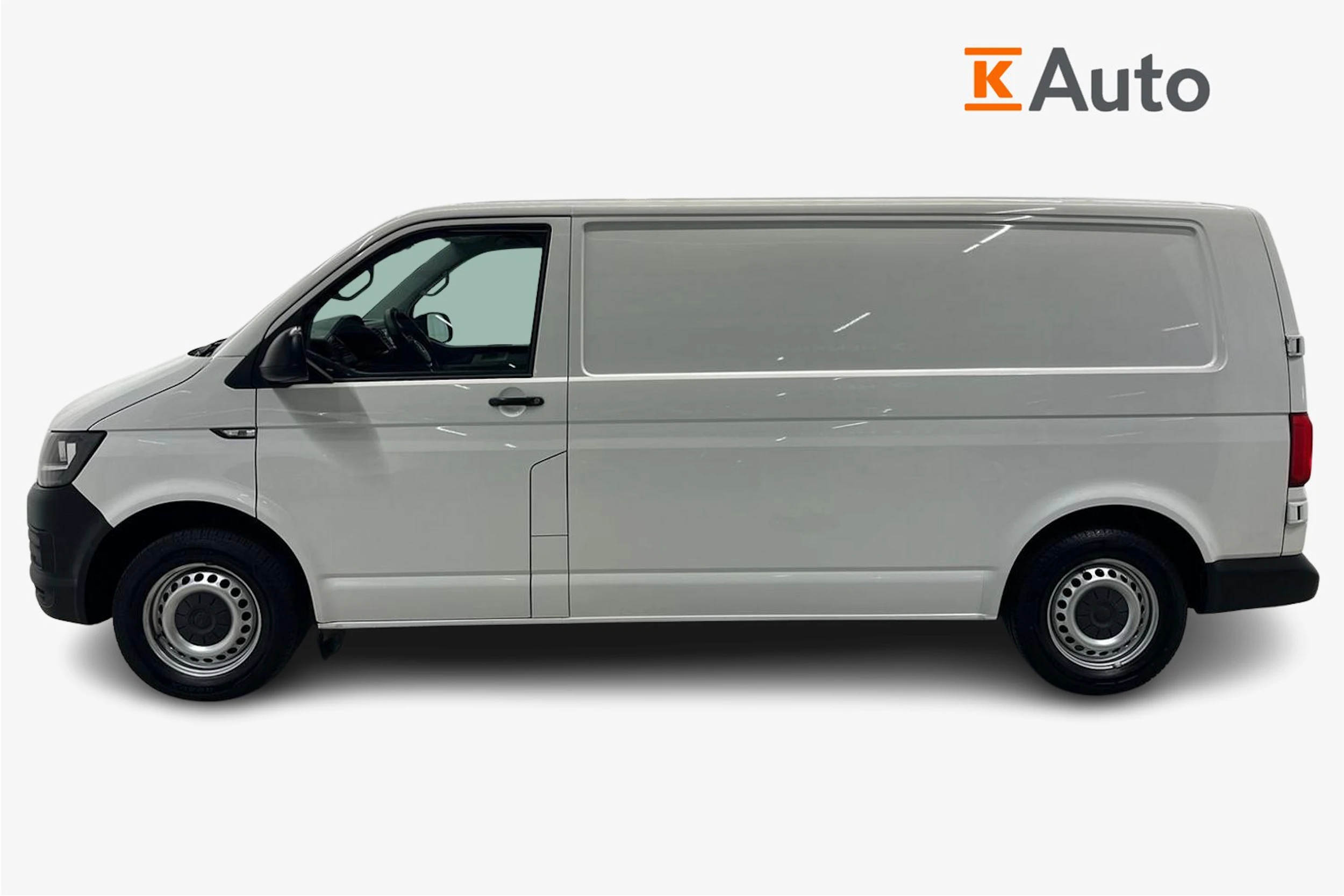 valkoinen Volkswagen Transporter 2017 kuva 5.