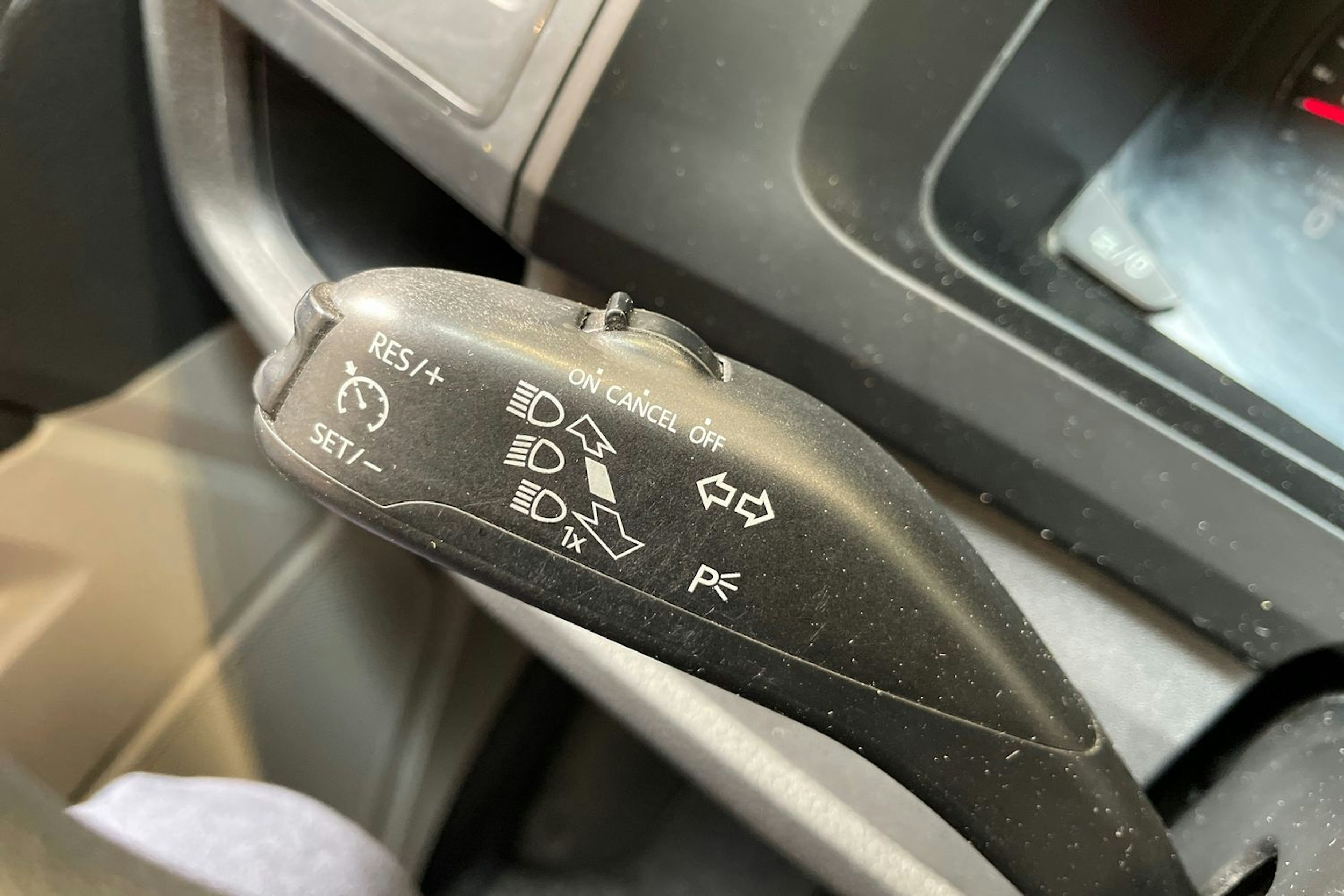 musta Volkswagen Transporter 2017 kuva 19.